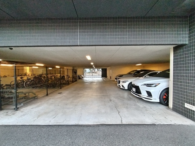ⅠⅨⅠⅠの駐車場