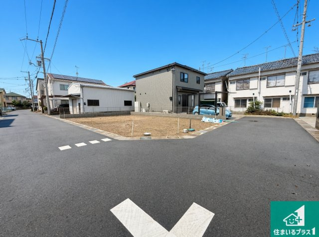 ◆泉佐野市日根野　第8期　新築一戸建ての前面道路含む現地写真|周辺は落ち着いた街並みの住宅地！子育てがしやすい住環境です！まだ未完成ですが、現地でしかわからない事もございます。是非一度ご覧ください。