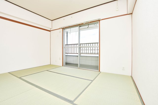 鶴山台1号棟の内装