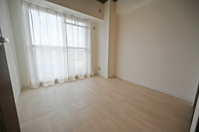 ペルル加島の子供部屋|4.7帖の子供部屋は、ベッドやデスクを配置して自分だけの空間づくりを楽しめます。勉強や趣味にも活用でき、お子様の成長に寄り添うお部屋です。