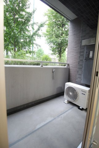 【バルコニー】