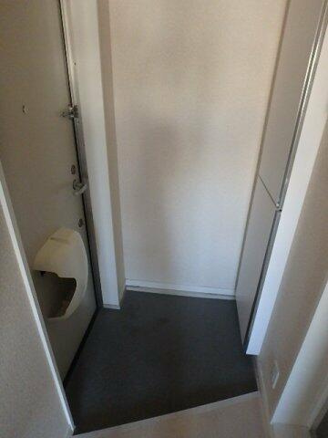 【玄関】 | ヴィハージュ大口 | 同建物別部屋参考

