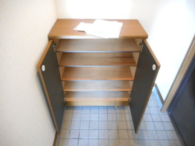 ハネーデュの玄関