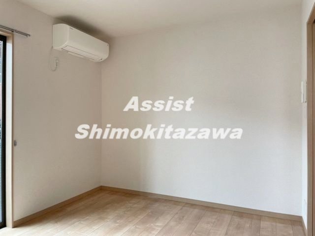 コーポトミミツⅡ の居間・リビング