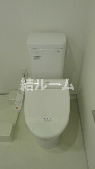 練馬区練馬１丁目の賃貸マンションのトイレ