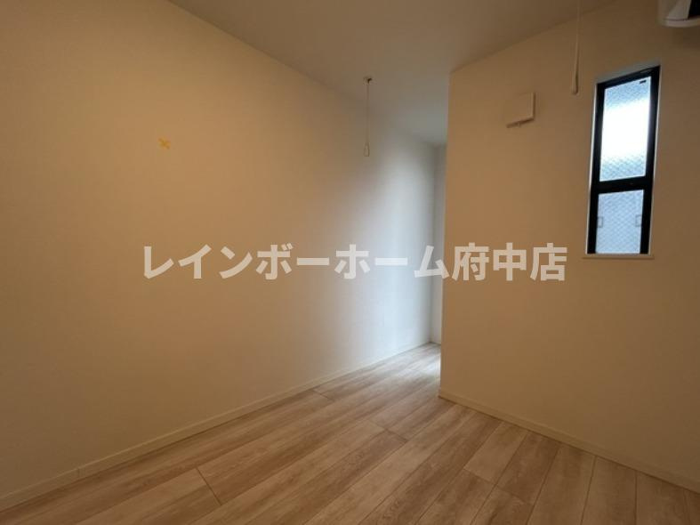 エミグラント宿河原の居間・リビング