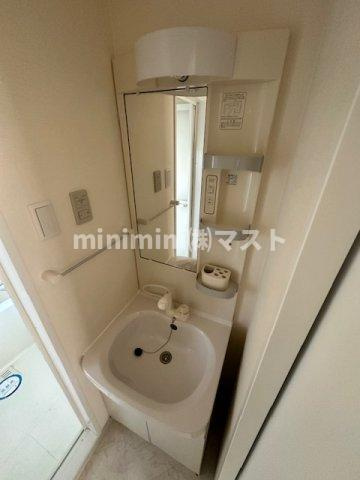 コスモリード谷町六丁目（旧ドゥーエ谷町）の洗面所