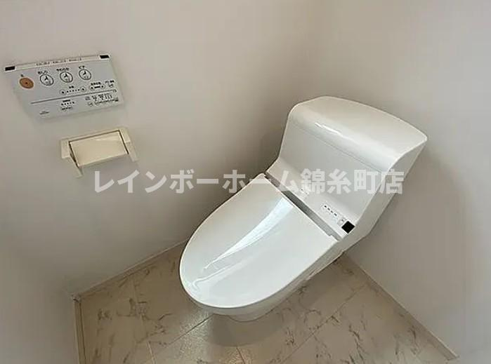 グルーヴィーのトイレ|※別部屋参照写真となります。
