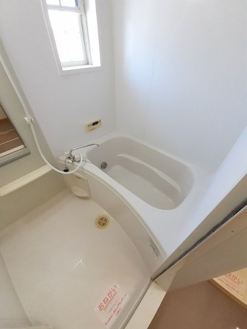 サンフラワーＤの浴室|お風呂で日々の疲れを落としましょう