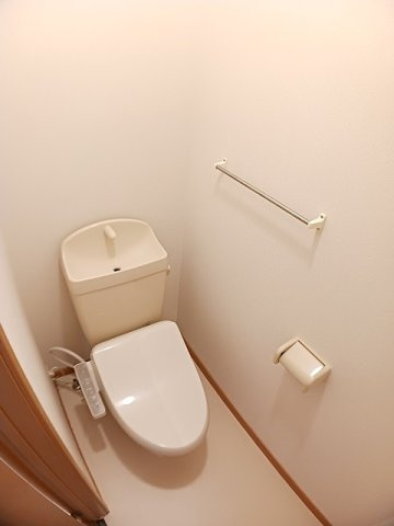 アーベンドのトイレ|落ち着いたトイレです