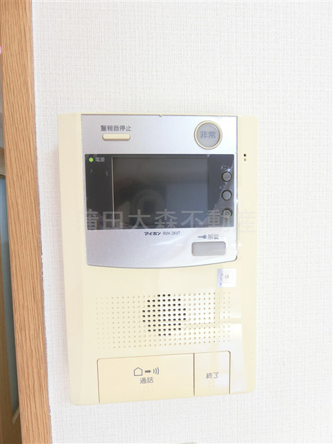 チェアーズ鵜の木の設備|モニター付きインターホン
