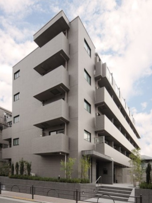 ルーブル練馬参番館の外観