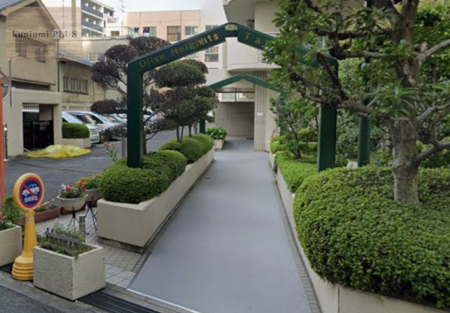 オリーブハイツ大正のエントランス