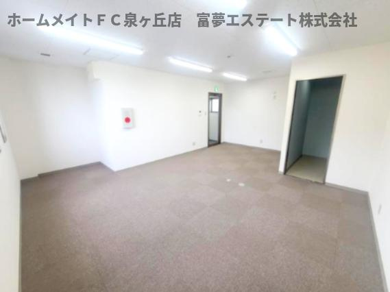 山大倉庫付事務所の内装|2階事務所