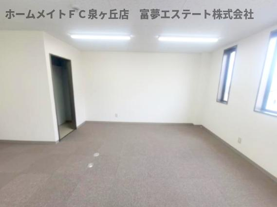山大倉庫付事務所の内装|2階事務所