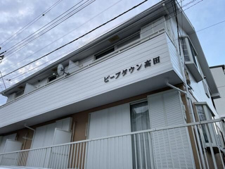 ビーブタウン高田のエントランス|ゆとりのあるエントランスです