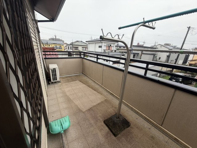 春見町戸建てのバルコニー
