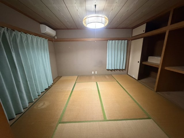 春見町戸建ての和室