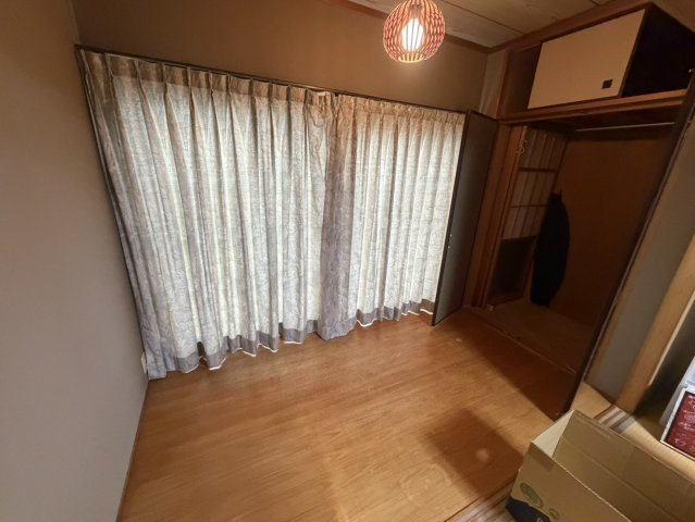 春見町戸建ての居間・リビング