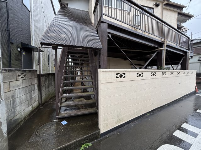 第三メゾン若竹のエントランス