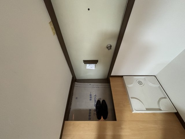 第三メゾン若竹の玄関