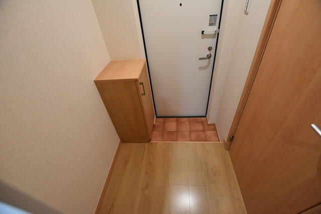 フローライト北千住の玄関