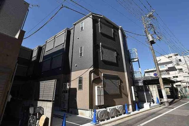 フローライト北千住の外観