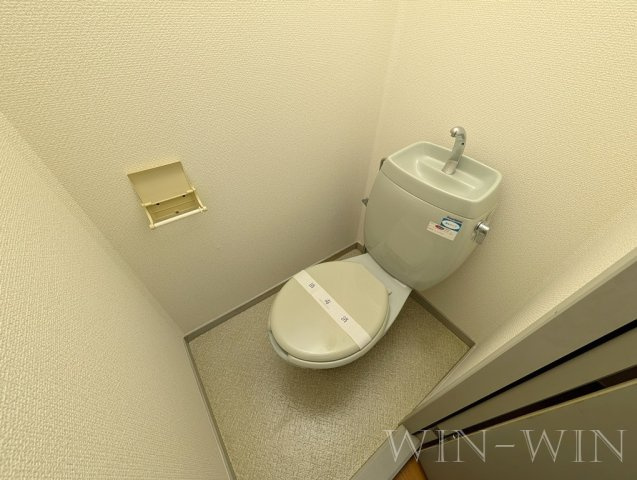 ビーライン浅野 Cのトイレ|イメージ（同建物内別部屋の写真です）