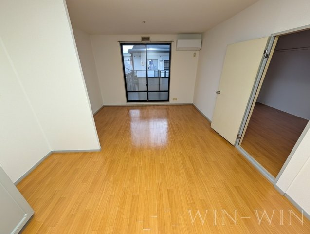 ビーライン浅野 Cの居間・リビング|イメージ（同建物内別部屋の写真です）