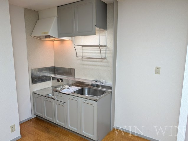ビーライン浅野 Cのキッチン|イメージ（同建物内別部屋の写真です）