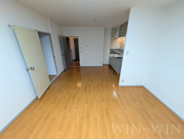 ビーライン浅野 Cの居間・リビング|イメージ（同建物内別部屋の写真です）