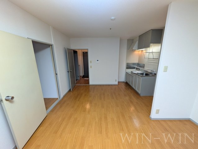 ビーライン浅野 Cの居間・リビング|イメージ（同建物内別部屋の写真です）