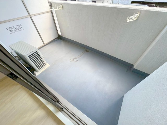 CASSIA新大阪のバルコニー