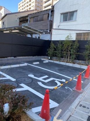 プラウドフラット墨田曳舟の駐車場