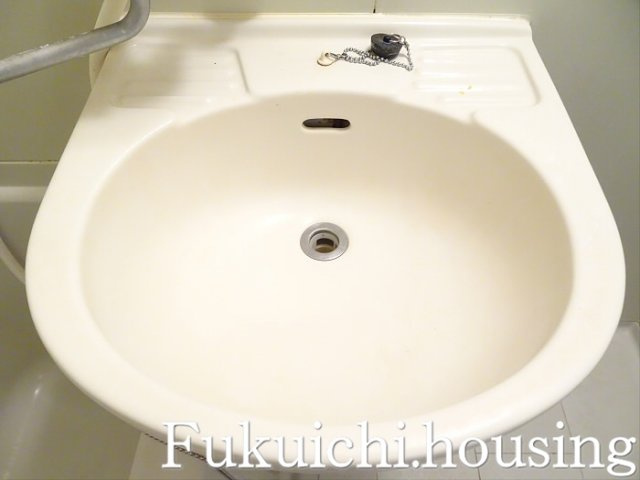 オークエステートの洗面所