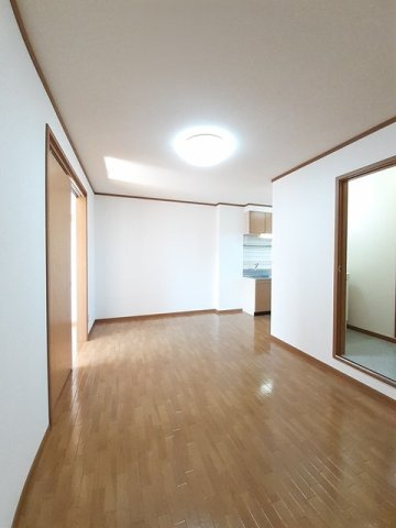 サン　パレス　クィーンのその他