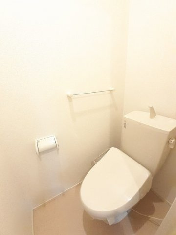 【トイレ】 | クラールプレディエＡ | 落ち着いた色調のトイレです