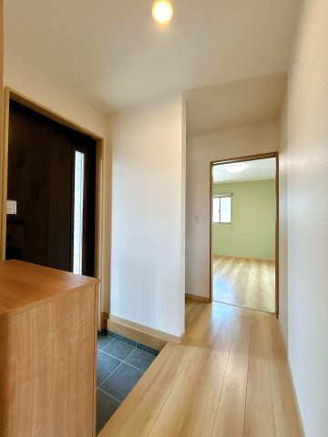 西条市丹原町今井342-4　中古戸建の内装