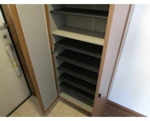 サンライズ青葉の玄関