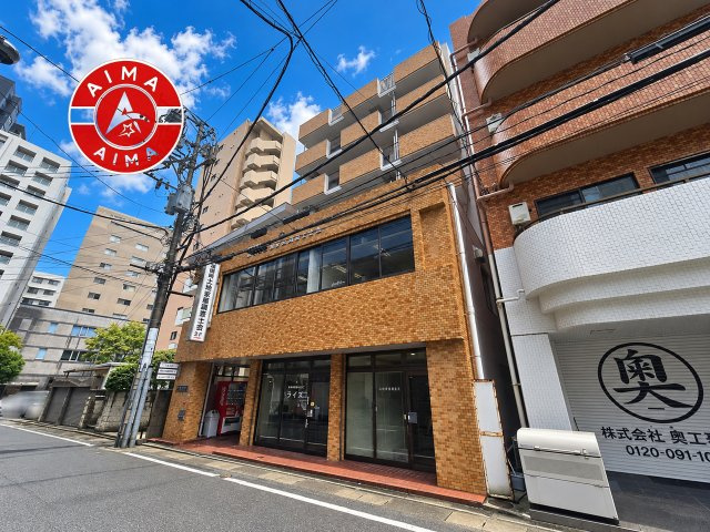 ライフピア舞鶴の外観|季節の移ろいとともに、表情を変える美しい佇まいが魅力です。