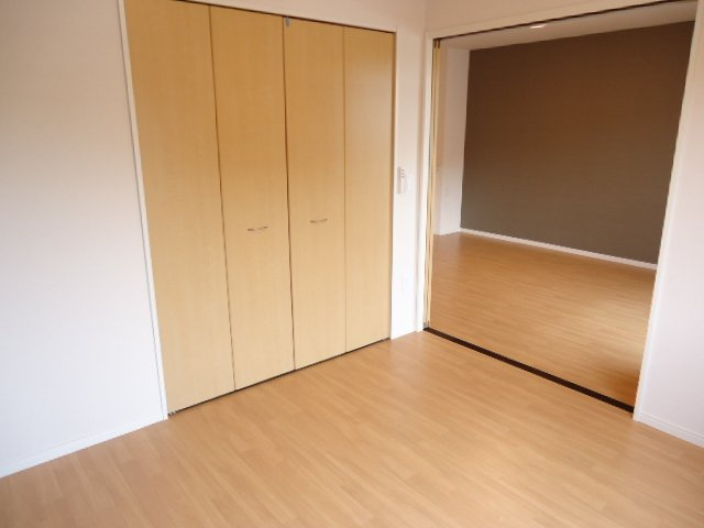 コモド　ピノの内装|洋室