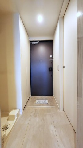 プライムメゾン板橋の玄関