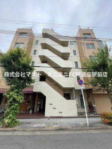 REBANGA上町台アパートメントの外観