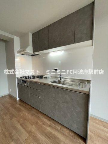 REBANGA上町台アパートメントのキッチン|他号室参考写真