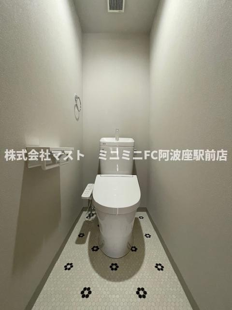 REBANGA上町台アパートメントのトイレ|他号室参考写真