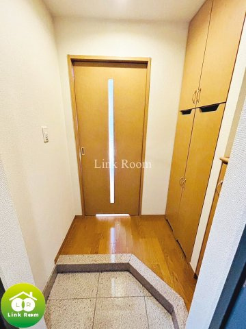 ルーブル森下弐番館の玄関