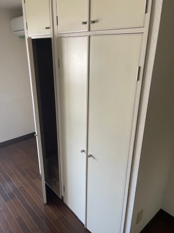 オーキッドコートの玄関