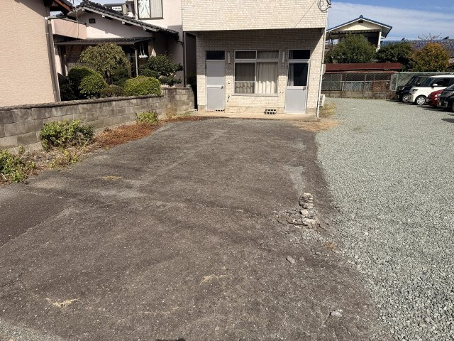 いわいビルの駐車場