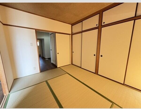 マンション杉　　　刈谷市近郊の賃貸はクラスホーム刈谷店の居間・リビング