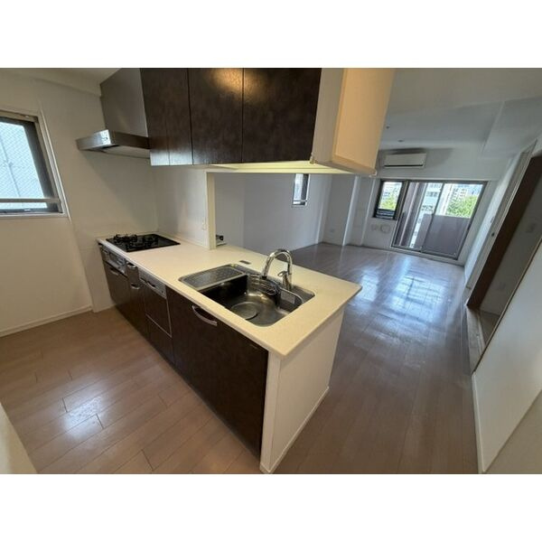 ラ・クレアーレ京町堀パークヴィラのキッチン